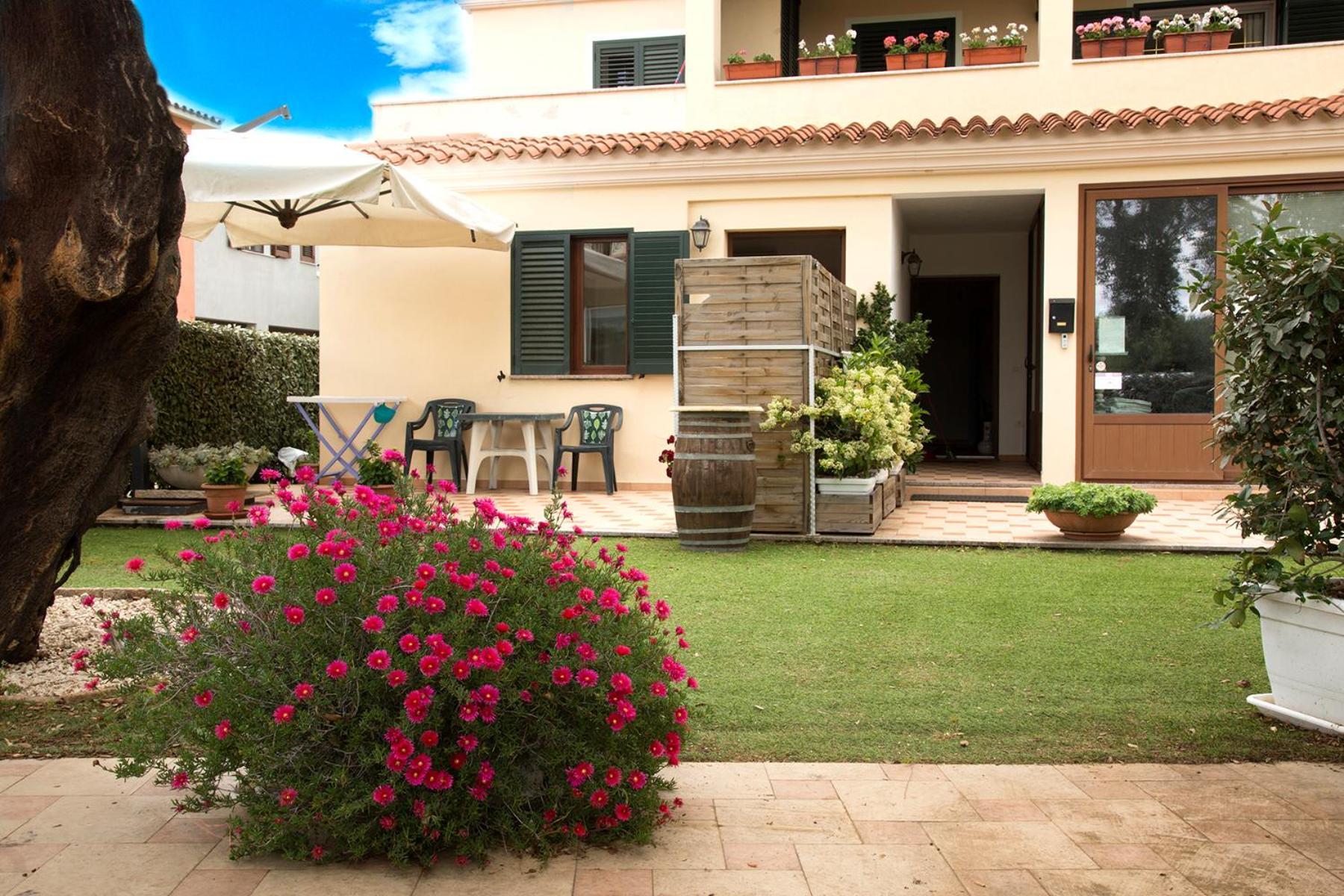 Gallo Spot Hotel San Teodoro  Bagian luar foto