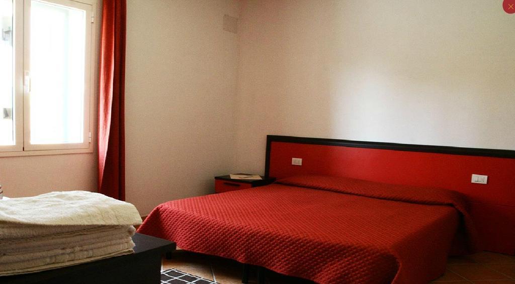 Gallo Spot Hotel San Teodoro  Ruang foto